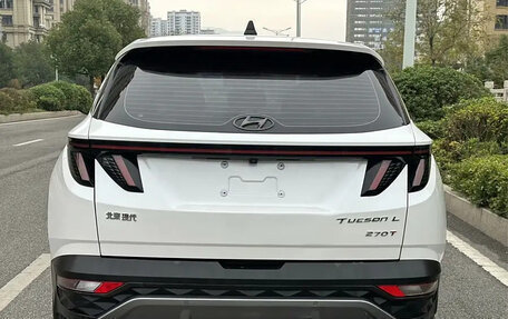 Hyundai Tucson, 2022 год, 2 200 000 рублей, 5 фотография