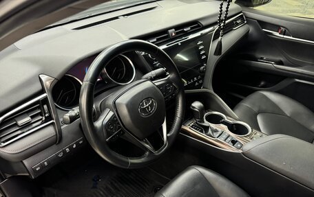 Toyota Camry, 2019 год, 3 295 000 рублей, 11 фотография