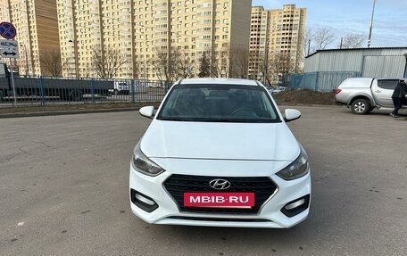 Hyundai Solaris II рестайлинг, 2019 год, 885 000 рублей, 4 фотография