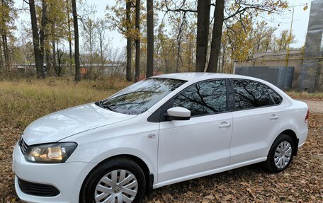 Volkswagen Polo VI (EU Market), 2013 год, 870 000 рублей, 6 фотография