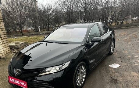 Toyota Camry, 2020 год, 3 350 000 рублей, 8 фотография