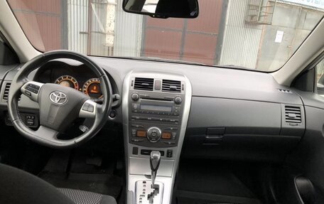 Toyota Corolla, 2011 год, 1 050 000 рублей, 10 фотография