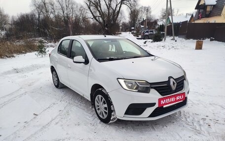 Renault Logan II, 2021 год, 699 000 рублей, 3 фотография