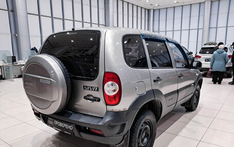 Chevrolet Niva I рестайлинг, 2015 год, 599 000 рублей, 5 фотография