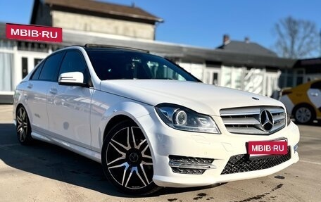 Mercedes-Benz C-Класс, 2013 год, 1 950 000 рублей, 1 фотография