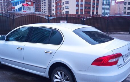 Skoda Superb III рестайлинг, 2014 год, 1 790 000 рублей, 3 фотография