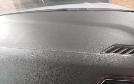 Volkswagen Tiguan II, 2018 год, 2 500 000 рублей, 10 фотография