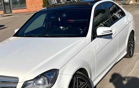 Mercedes-Benz C-Класс, 2013 год, 1 950 000 рублей, 2 фотография