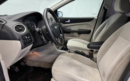 Ford Focus II рестайлинг, 2006 год, 450 000 рублей, 10 фотография