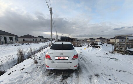Hyundai Solaris II рестайлинг, 2013 год, 690 000 рублей, 17 фотография