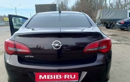 Opel Astra J, 2013 год, 1 070 000 рублей, 14 фотография