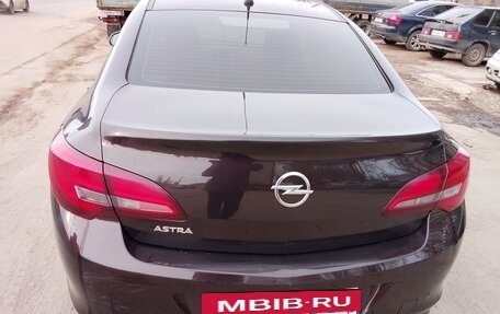 Opel Astra J, 2013 год, 1 070 000 рублей, 15 фотография