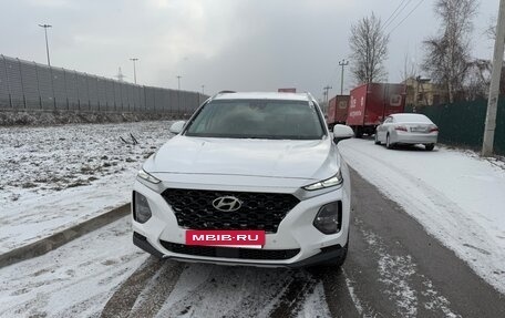 Hyundai Santa Fe IV, 2018 год, 2 600 000 рублей, 2 фотография