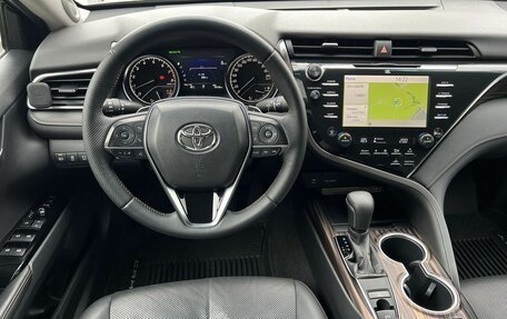 Toyota Camry, 2019 год, 2 990 000 рублей, 14 фотография