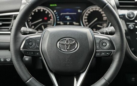 Toyota Camry, 2019 год, 2 990 000 рублей, 15 фотография