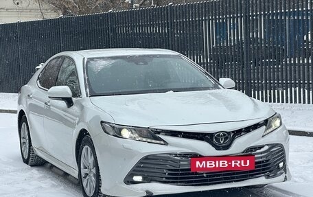 Toyota Camry, 2019 год, 2 550 000 рублей, 5 фотография