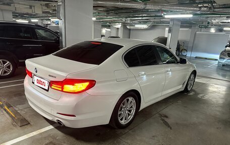 BMW 5 серия, 2018 год, 3 000 000 рублей, 15 фотография