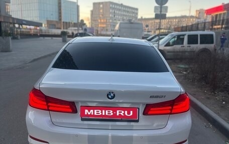 BMW 5 серия, 2018 год, 3 000 000 рублей, 3 фотография