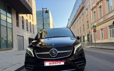 Mercedes-Benz V-Класс, 2019 год, 7 500 000 рублей, 2 фотография