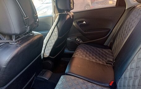 Volkswagen Polo VI (EU Market), 2012 год, 800 000 рублей, 6 фотография
