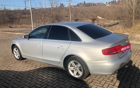 Audi A4, 2011 год, 1 275 000 рублей, 3 фотография