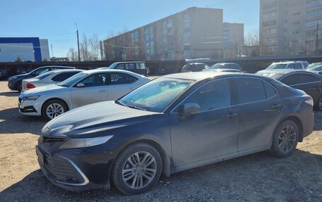 Toyota Camry, 2021 год, 3 700 000 рублей, 1 фотография