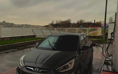 Hyundai Solaris II рестайлинг, 2014 год, 910 000 рублей, 5 фотография