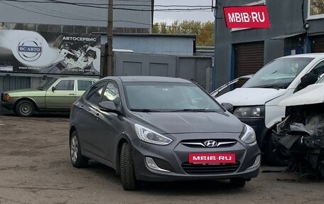 Hyundai Solaris II рестайлинг, 2014 год, 910 000 рублей, 4 фотография
