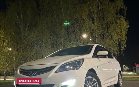 Hyundai Solaris II рестайлинг, 2016 год, 730 000 рублей, 13 фотография