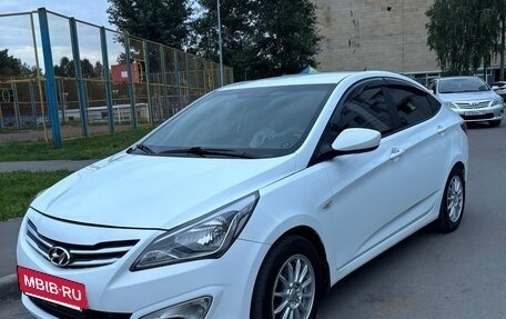 Hyundai Solaris II рестайлинг, 2016 год, 730 000 рублей, 11 фотография