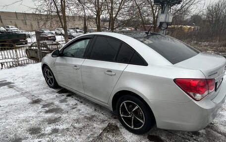 Chevrolet Cruze II, 2010 год, 640 000 рублей, 6 фотография