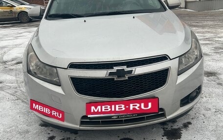 Chevrolet Cruze II, 2010 год, 640 000 рублей, 5 фотография