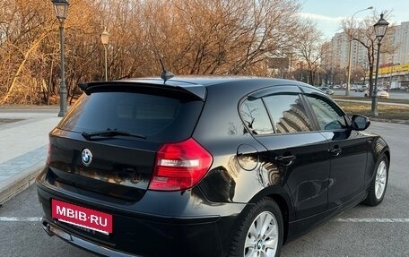 BMW 1 серия, 2011 год, 960 000 рублей, 3 фотография