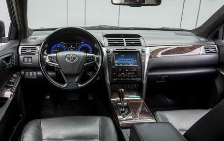 Toyota Camry, 2015 год, 2 195 000 рублей, 6 фотография