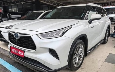 Toyota Highlander, 2022 год, 3 500 000 рублей, 1 фотография