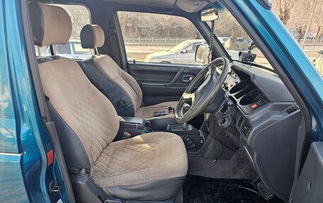 Mitsubishi Pajero III рестайлинг, 1993 год, 955 000 рублей, 15 фотография