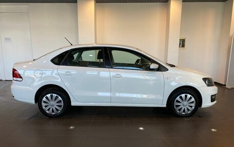 Volkswagen Polo VI (EU Market), 2016 год, 1 065 000 рублей, 2 фотография