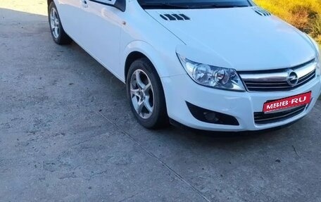 Opel Astra H, 2011 год, 630 000 рублей, 1 фотография