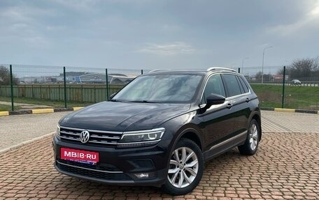 Volkswagen Tiguan II, 2017 год, 2 600 000 рублей, 1 фотография