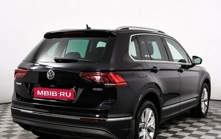 Volkswagen Tiguan II, 2018 год, 2 870 000 рублей, 5 фотография