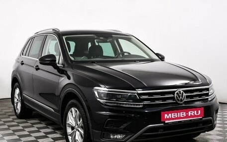 Volkswagen Tiguan II, 2018 год, 2 870 000 рублей, 3 фотография