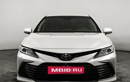 Toyota Camry, 2021 год, 3 849 000 рублей, 2 фотография