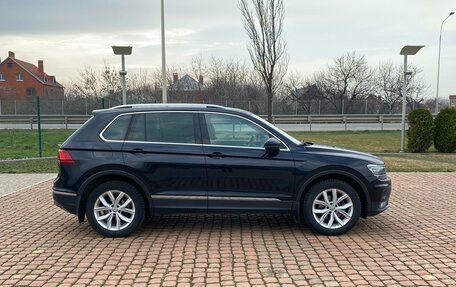 Volkswagen Tiguan II, 2017 год, 2 600 000 рублей, 9 фотография