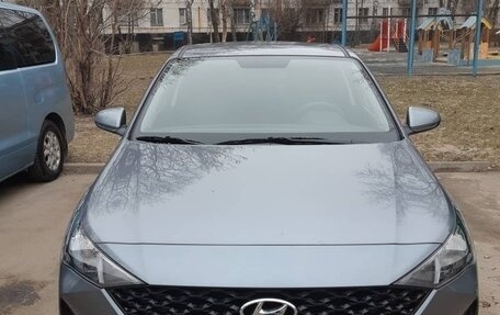 Hyundai Solaris II рестайлинг, 2020 год, 1 550 000 рублей, 3 фотография