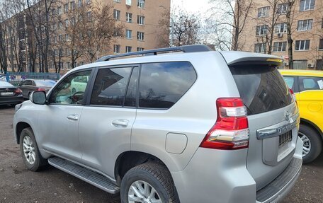 Toyota Land Cruiser Prado 150 рестайлинг 2, 2013 год, 3 790 000 рублей, 3 фотография