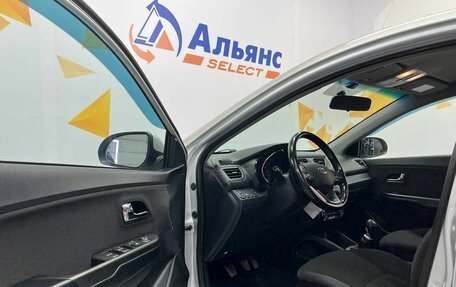 KIA Rio III рестайлинг, 2011 год, 775 000 рублей, 20 фотография