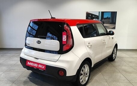 KIA Soul II рестайлинг, 2018 год, 1 999 000 рублей, 5 фотография