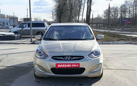 Hyundai Solaris II рестайлинг, 2011 год, 699 000 рублей, 2 фотография
