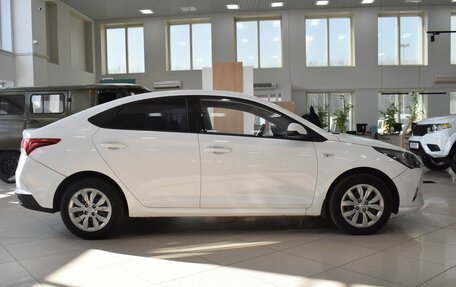 Hyundai Solaris II рестайлинг, 2021 год, 1 650 000 рублей, 4 фотография