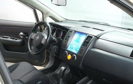 Nissan Tiida, 2010 год, 855 000 рублей, 13 фотография